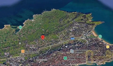 Flat 77 m² in Santander