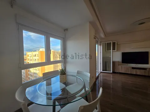 Pis de 90 m² a València