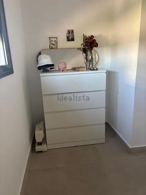 Quarto para alugar, Dos Hermanas (2/11)