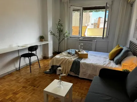 Habitación en alquiler, Madrid (2/15)