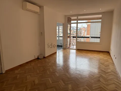 Apartamento 96 m² em Barcelona (3/35)