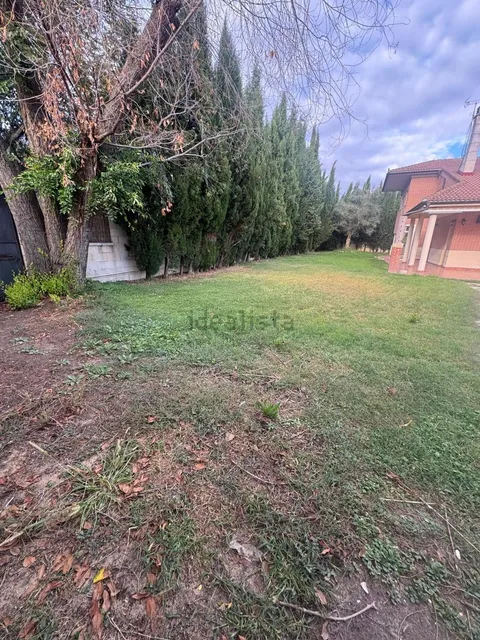 Casa de 280 m² a Simancas