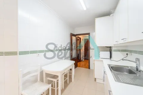 Pis de 75 m² a Oviedo