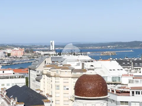 Wohnung 301 m² in A Coruña