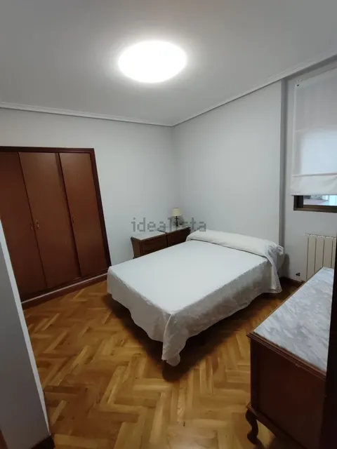 Habitació de lloguer, Logronyo