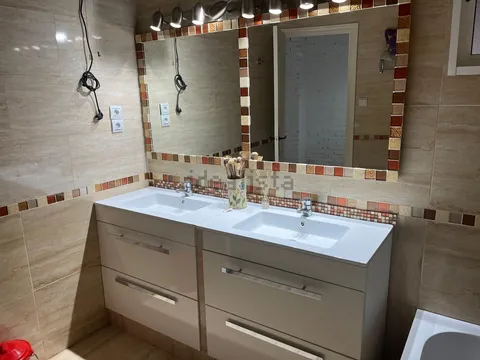 Casa de 300 m² a Alaquàs