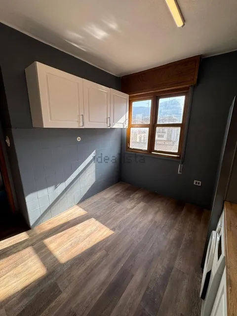 Pis de 80 m² a Valle de Mena (2/13)