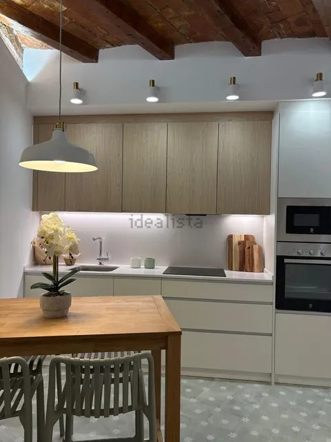 Habitació de lloguer, Barcelona (2/9)