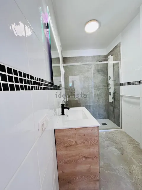 Habitació de lloguer, Adeje