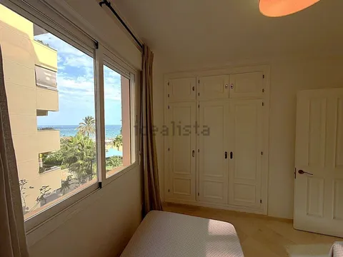 Pis de 192 m² a Estepona