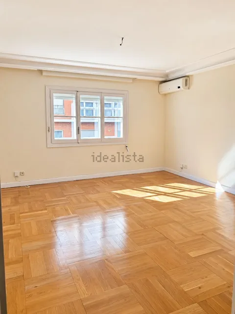 Wohnung 185 m² in Madrid