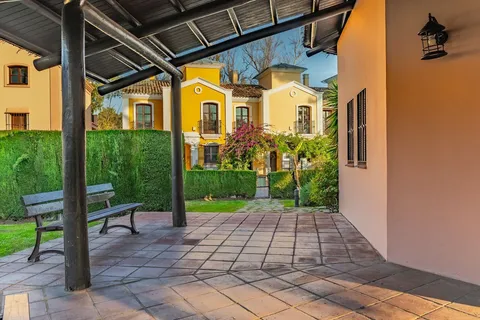 Casa de 250 m² en Marbella