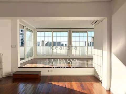 Wohnung 140 m² in Madrid