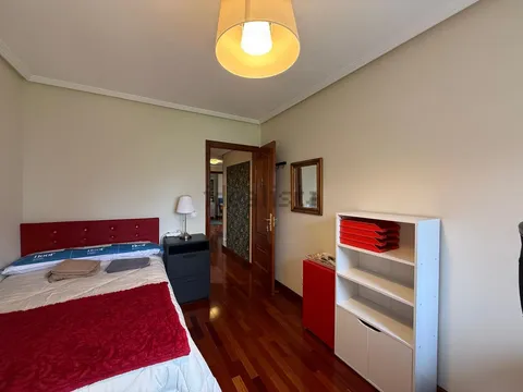 Chambre à louer, Oviède (2/26)