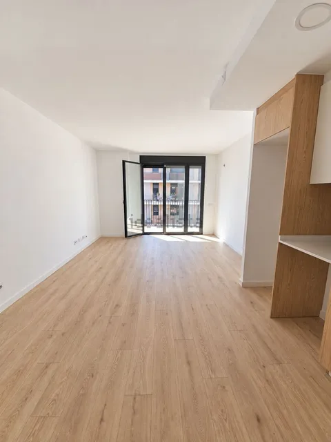 Appartamento 81 m² a Barcelona (2/35)