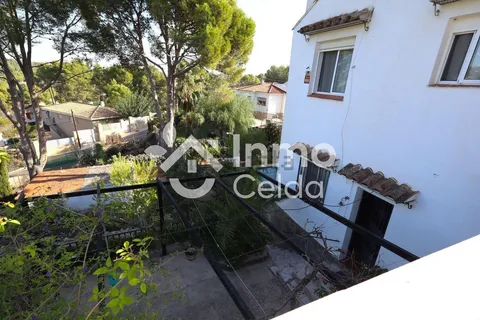 Casa 136 m² a Chiva