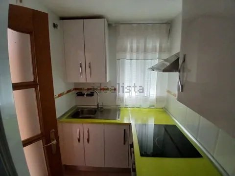 Flat 70 m² in Recas (2/11)