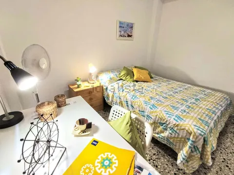 Habitació de lloguer, Paterna