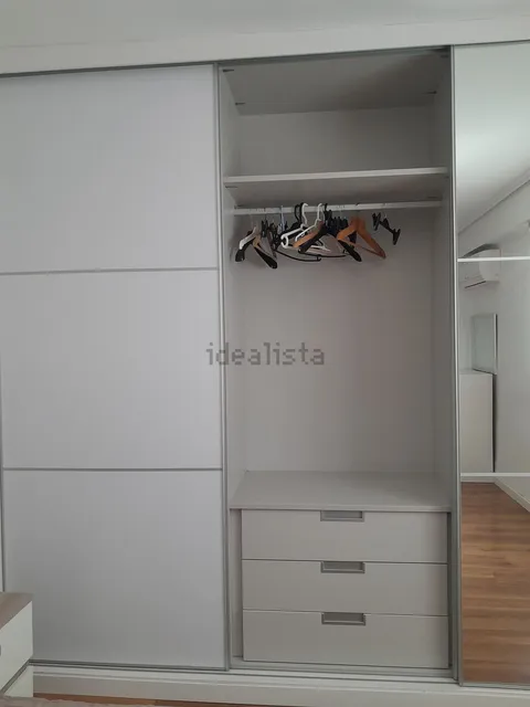 Habitació de lloguer, Burjassot