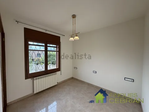 Будинок 154 м² у Alella