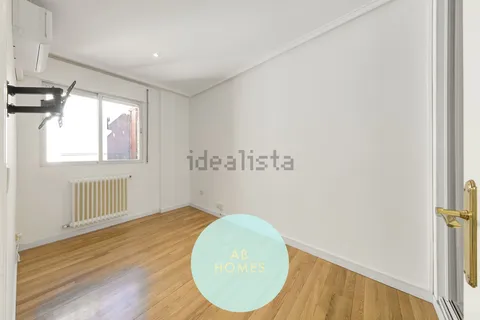 Flat 136 m² in Madrid