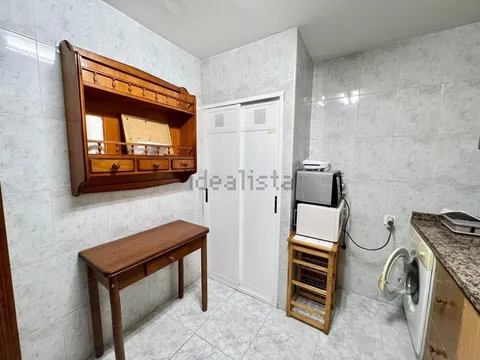 Flat 90 m² in Granada
