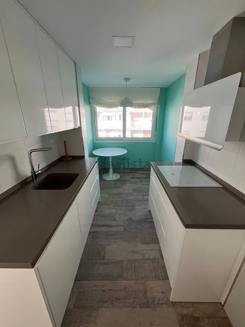 Apartamento 90 m² em San Roque (2/9)