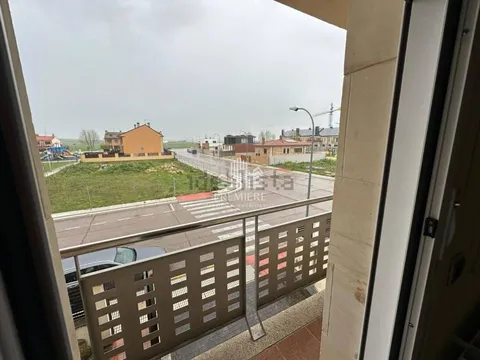 Casa 222 m² a Villares de la Reina