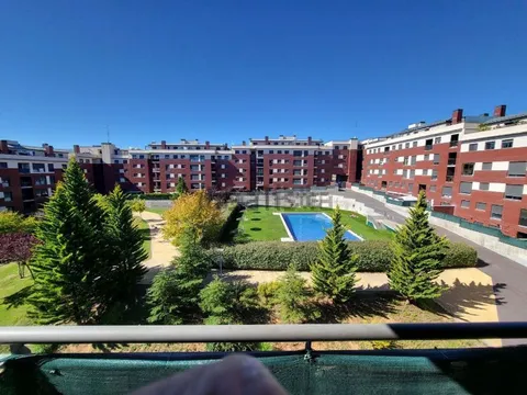 Pis de 80 m² a Arroyo de la Encomienda