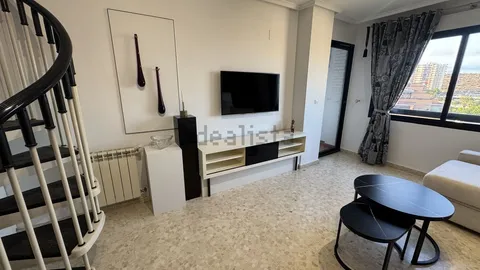 Квартира 80 м² у Alacant / Alicante (2/39)
