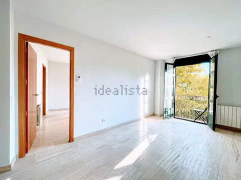 Wohnung 77 m² in Madrid