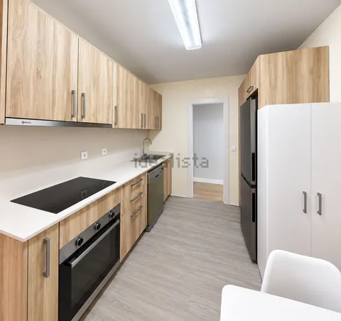 Wohnung 146 m² in Madrid