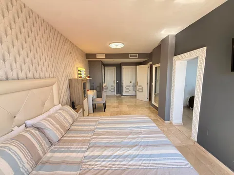 Pis de 250 m² a Estepona
