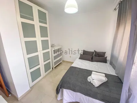 Stanza in affitto, Siviglia (2/9)