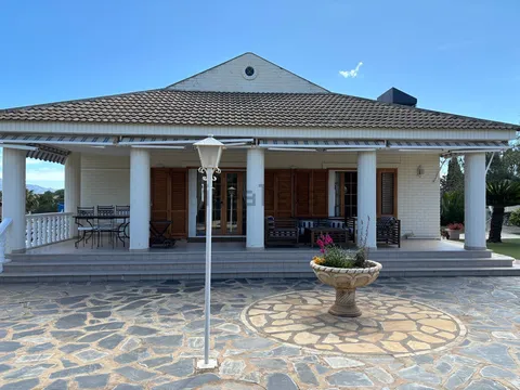 Casa de 300 m² en Llíria