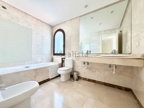 Pis de 140 m² a San Roque