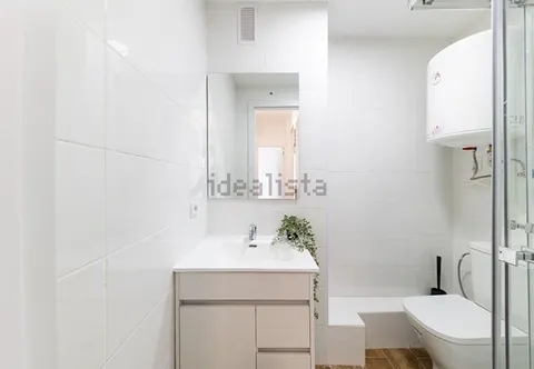 Habitació de lloguer, Parla