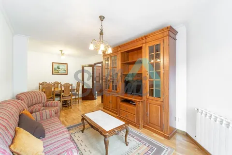 Pis de 75 m² a Oviedo