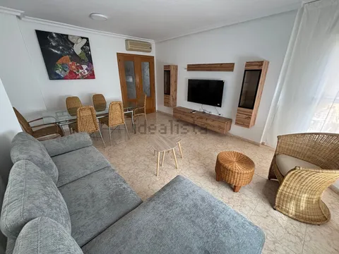 Flat 90 m² in Rafal