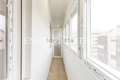 Wohnung 98 m² in Madrid