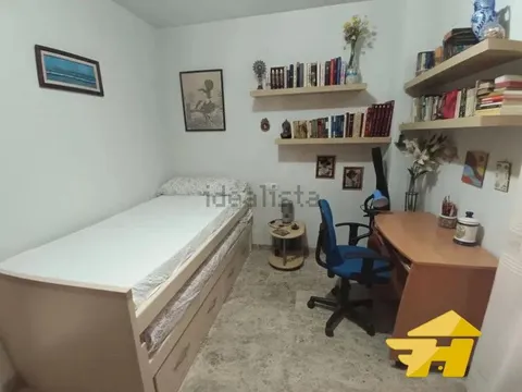 Pis de 85 m² a Còrdova