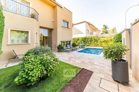 Casa 540 m² a Madrid