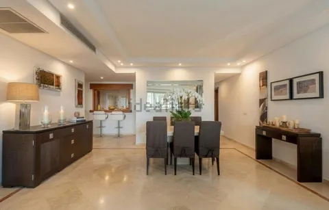 Pis de 399 m² a Estepona