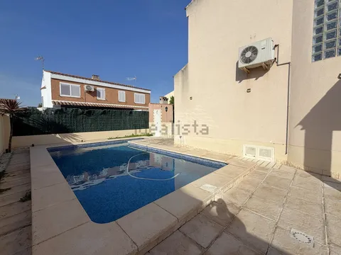 Casa de 105 m² a Nàquera