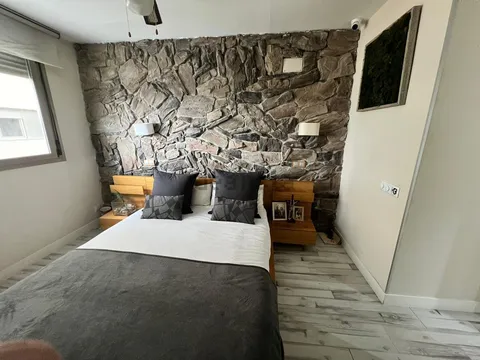 Pis de 80 m² a Osca