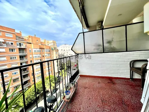 Wohnung 76 m² in Valencia