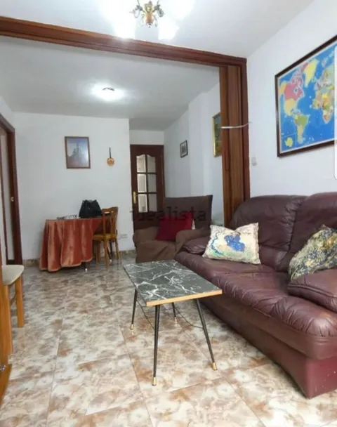 Piso de 90 m² en Granada