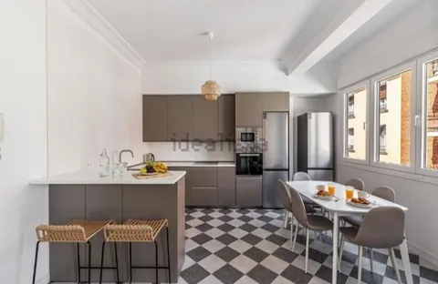 Appartement 230 m² à Madrid