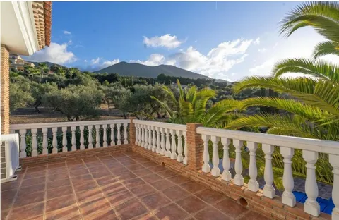Maison 520 m² à Alhaurín el Grande