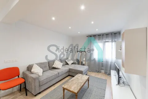 Pis de 104 m² a Oviedo